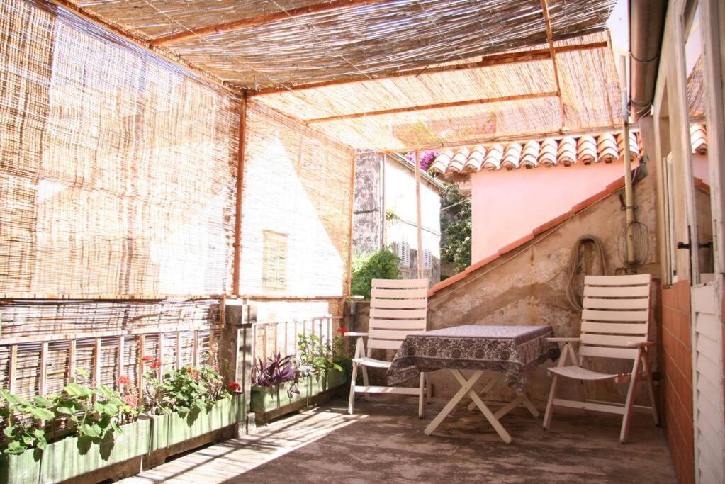 Ferienwohnung 1-Bdrm With Terrace In The Old Town Dubrovnik Exterior foto